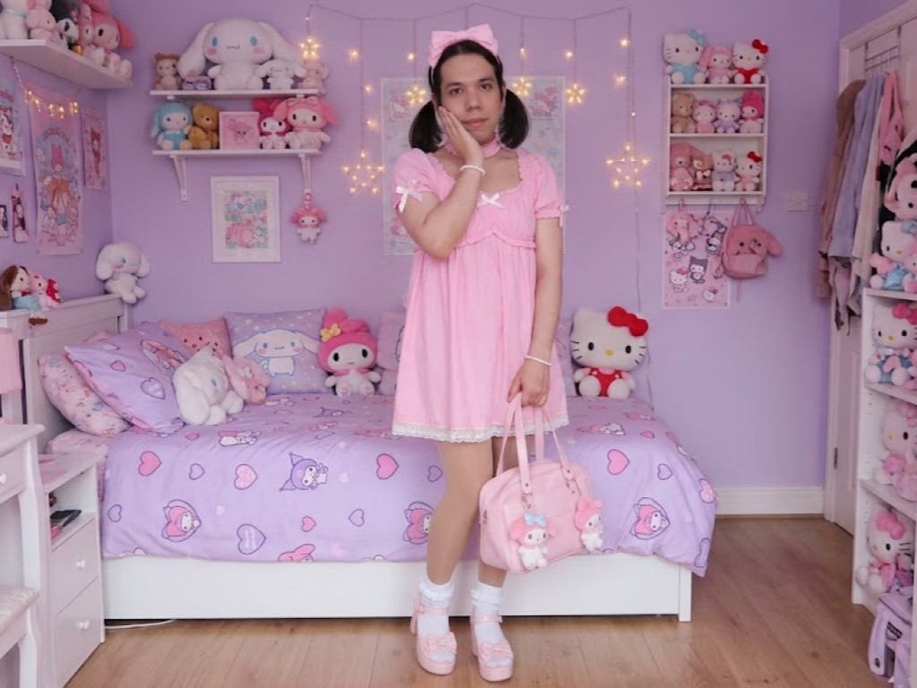 How Girly It Became
